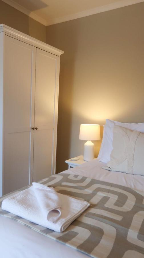 Luxury Living Outside The City Walls - Sleeps Six! Chester Kültér fotó